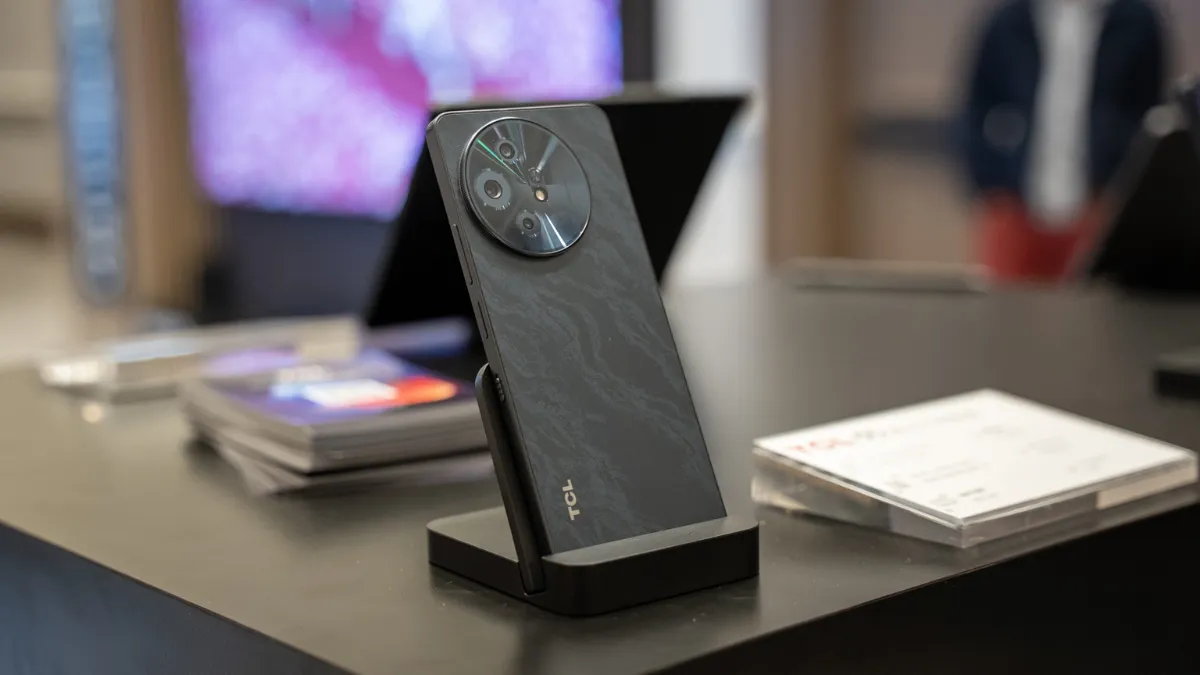 TCL 60